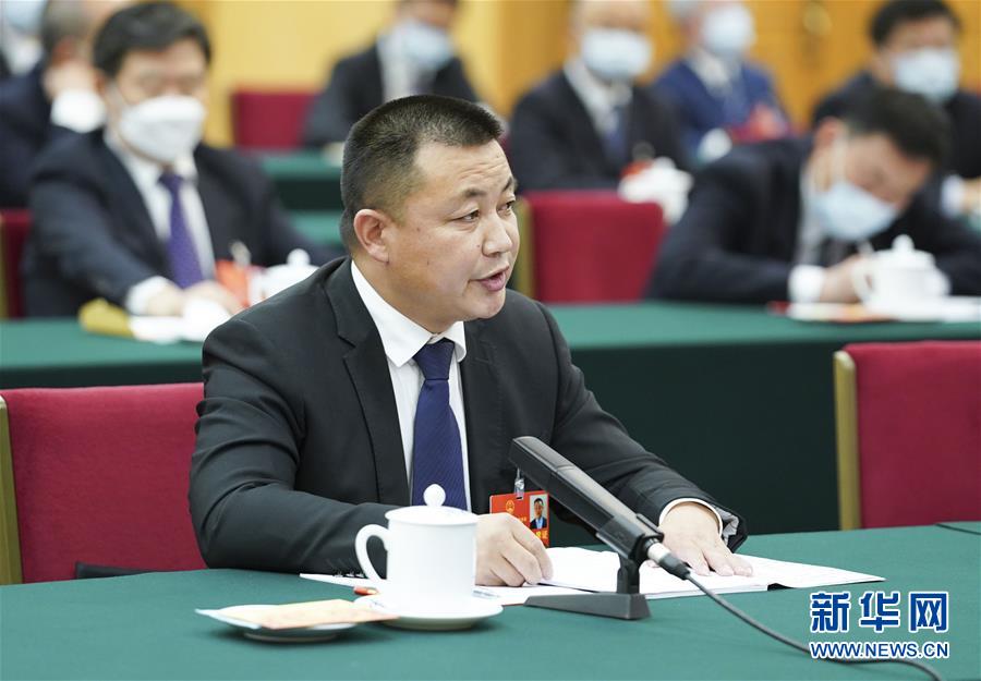 （新华全媒头条·图文互动）（11）从人民中汲取磅礴力量——习近平总书记同出席2020年全国两会人大代表、政协委员共商国是纪实